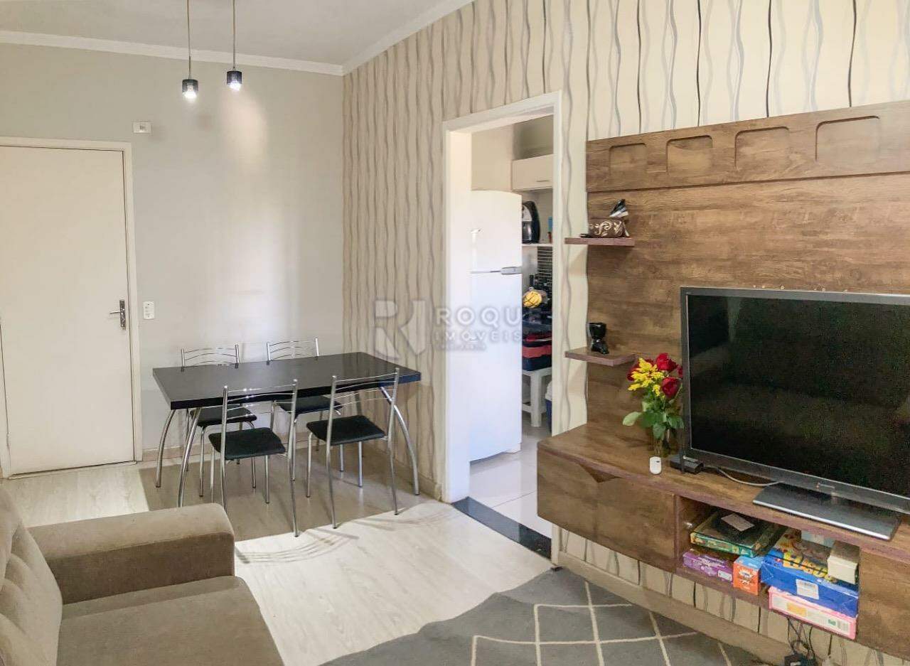 Apartamento à venda no bairro Vila Queiroz: 