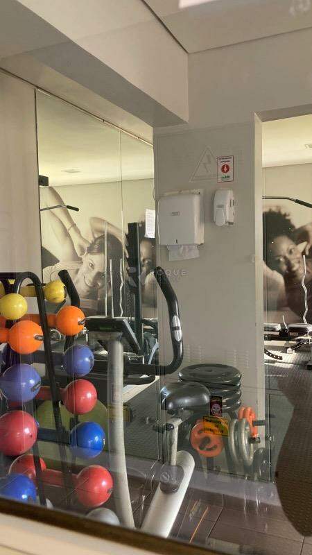 Apartamento à venda no bairro Vila Queiroz: 