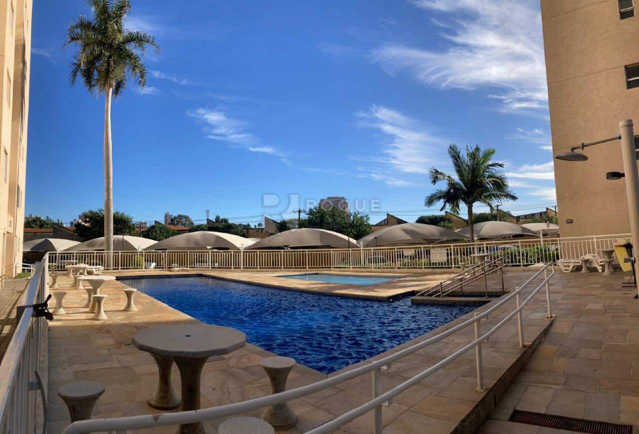 Apartamento à venda no bairro Vila Queiroz: 