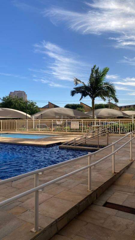 Apartamento à venda no bairro Vila Queiroz: 