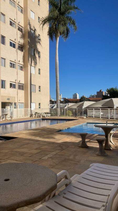 Apartamento à venda no bairro Vila Queiroz: 