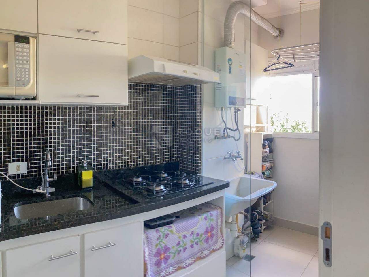 Apartamento à venda no bairro Vila Queiroz: 