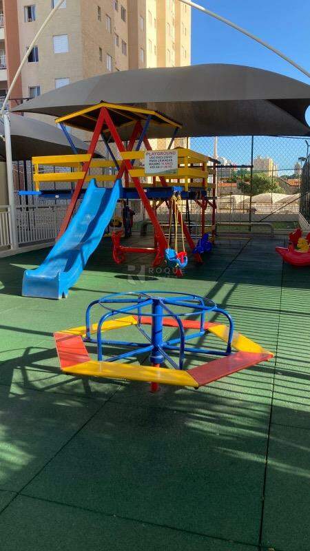Apartamento à venda no bairro Vila Queiroz: 