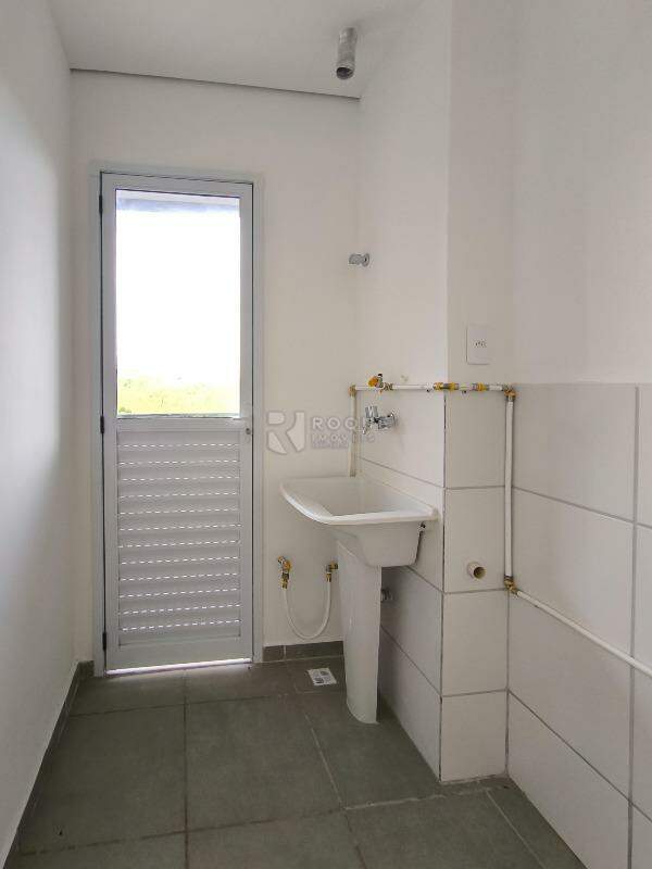 Apartamento à venda no bairro Jardim Esteves: LAVANDERIA