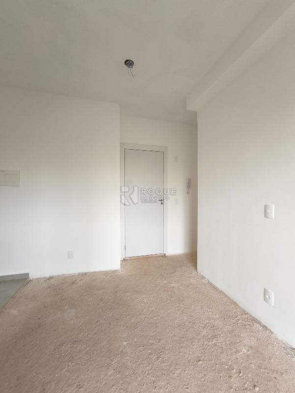 Apartamento à venda no bairro Jardim Esteves: SALA DE ESTAR