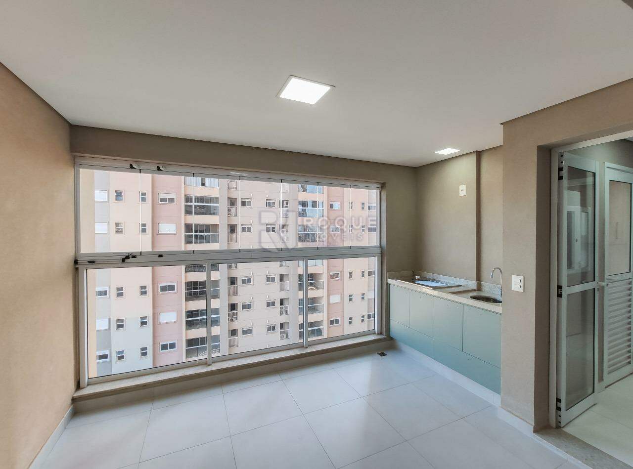 Apartamento para aluguel no bairro Vila Primavera: Sacada 