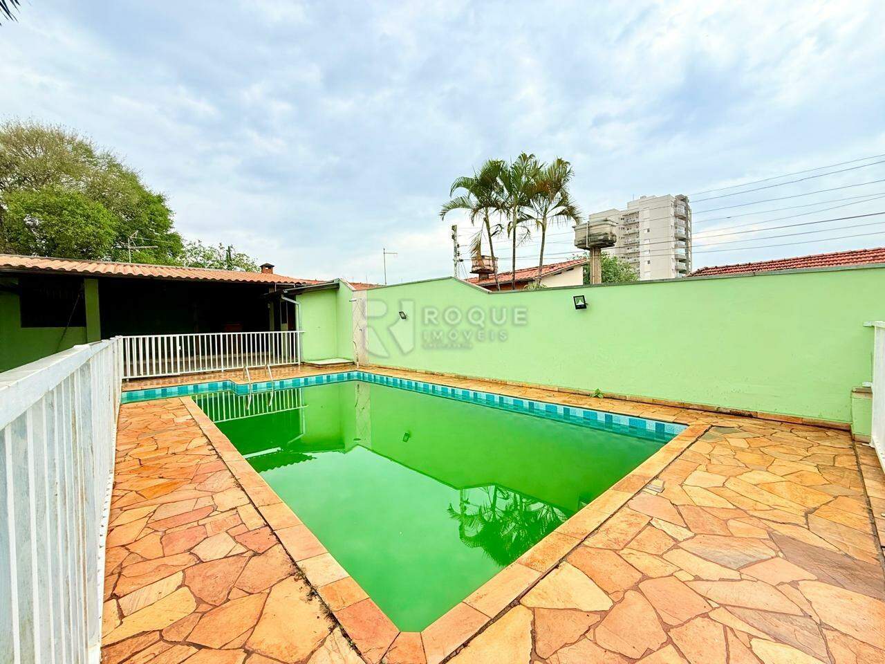 Casa Residencial para aluguel no bairro Vila Cristovam: Piscina