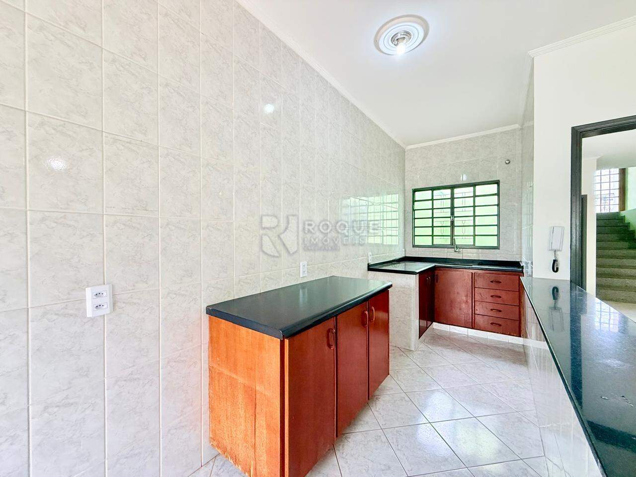Casa Residencial para aluguel no bairro Vila Cristovam: Cozinha