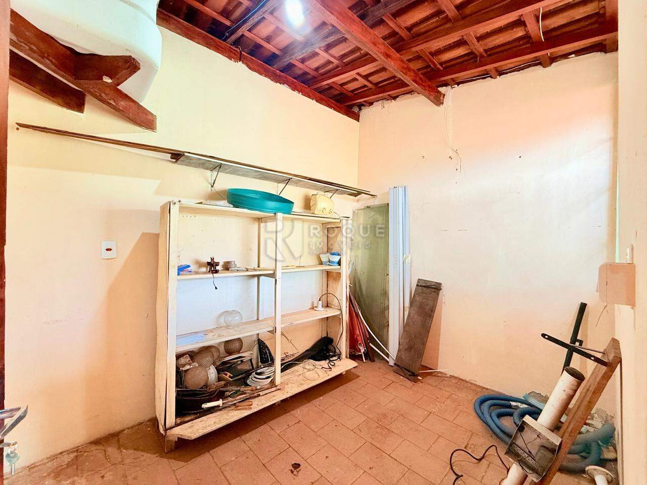 Casa Residencial para aluguel no bairro Vila Cristovam: Despejo