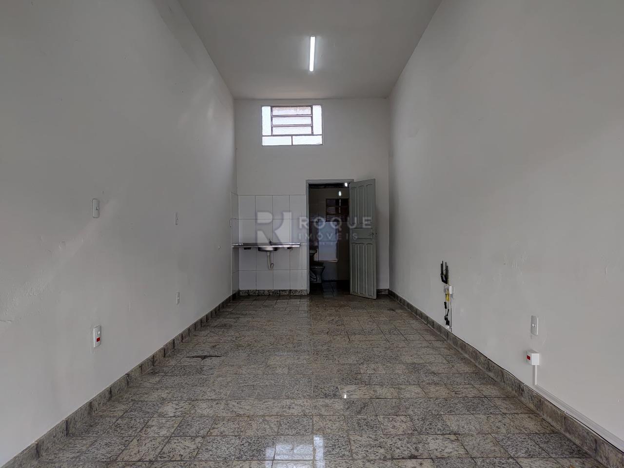 Salão para aluguel no bairro Vila Camargo: Salão