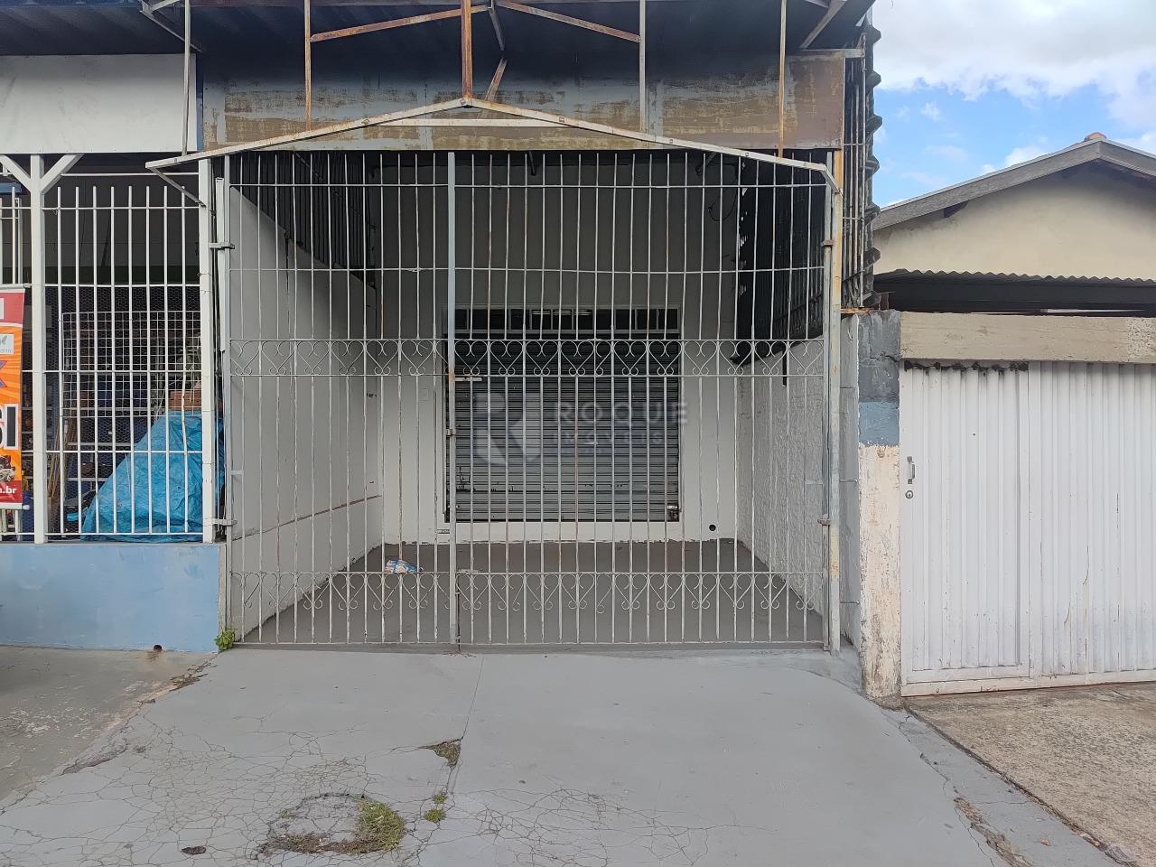 Salão para aluguel no bairro Vila Camargo: Fachada