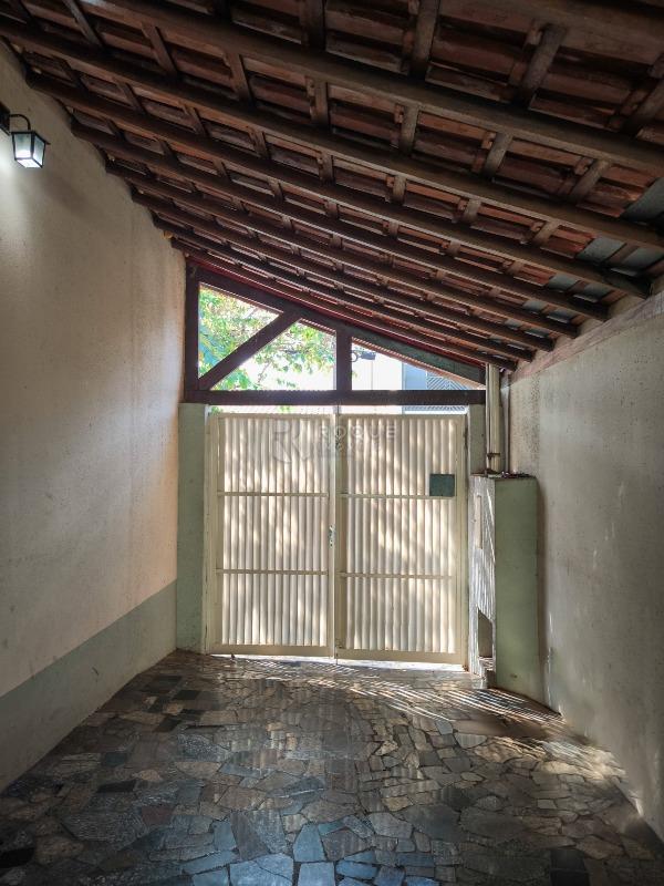 Casa Residencial à venda no bairro Vila Cristovam: ENTRADA