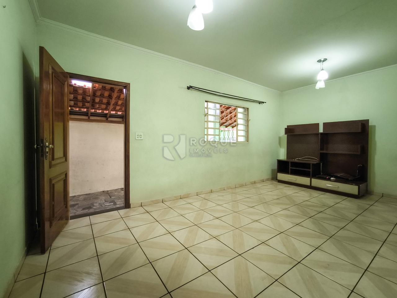 Casa Residencial à venda no bairro Vila Cristovam: SALA DE ESTAR