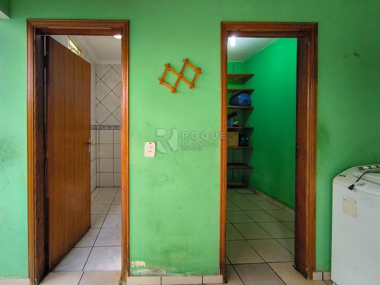 Casa Residencial à venda no bairro Vila Cristovam: ÁREA DE DESPEJO