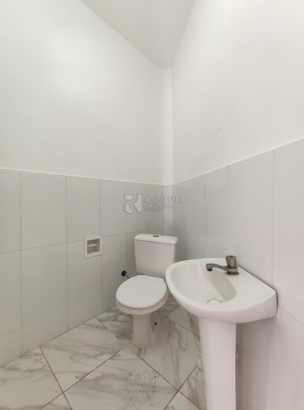 Salão para aluguel no bairro Jardim Residencial Santa Amália: WC social 