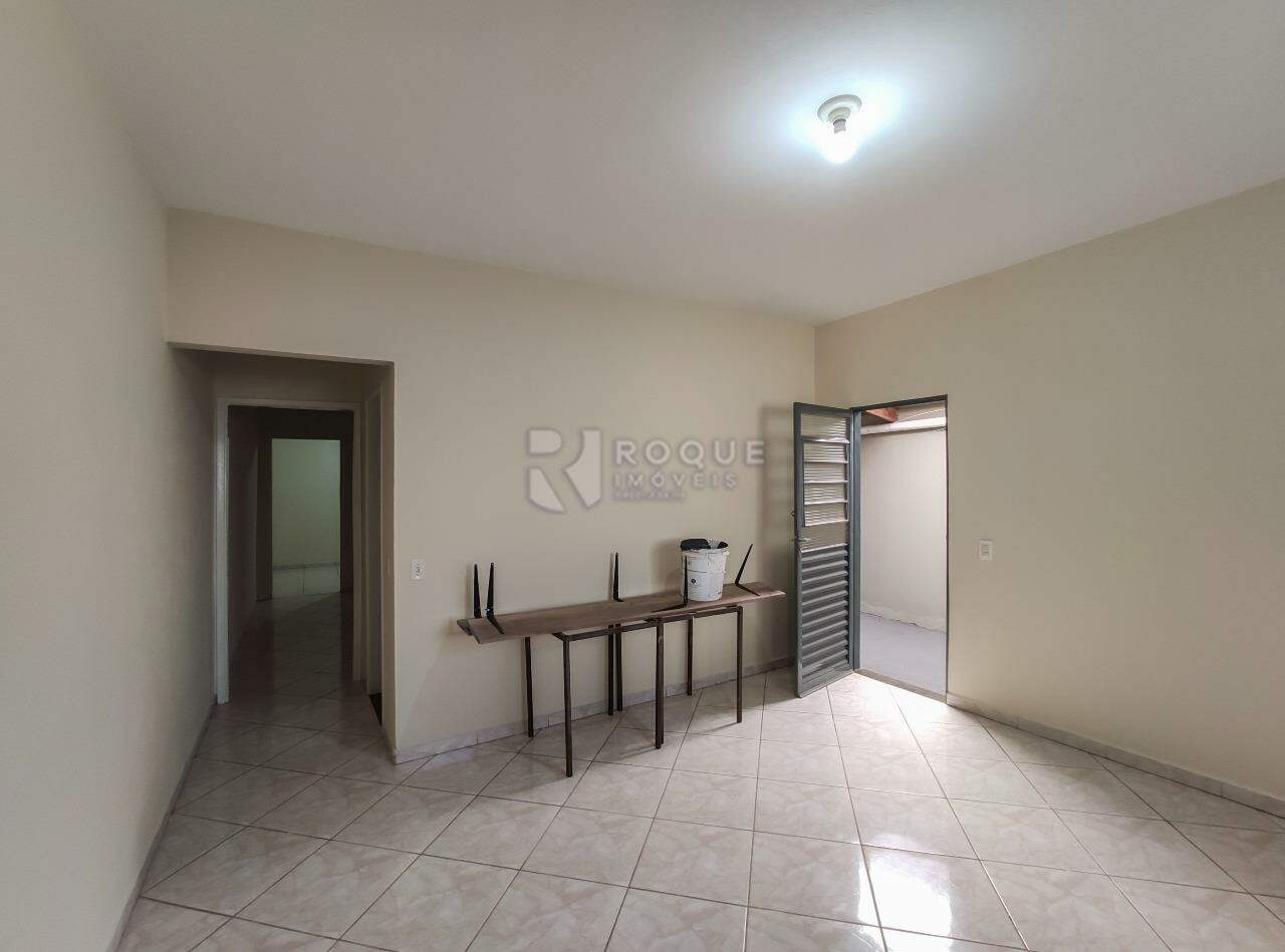 Casa Residencial para aluguel no bairro Jardim Residencial Village: Cozinha 