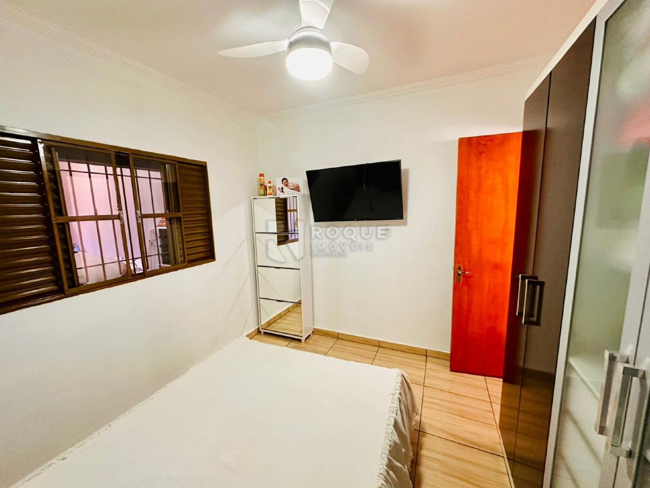 Casa Residencial à venda no bairro Jardim Olga Veroni: DORMITÓRIO 1