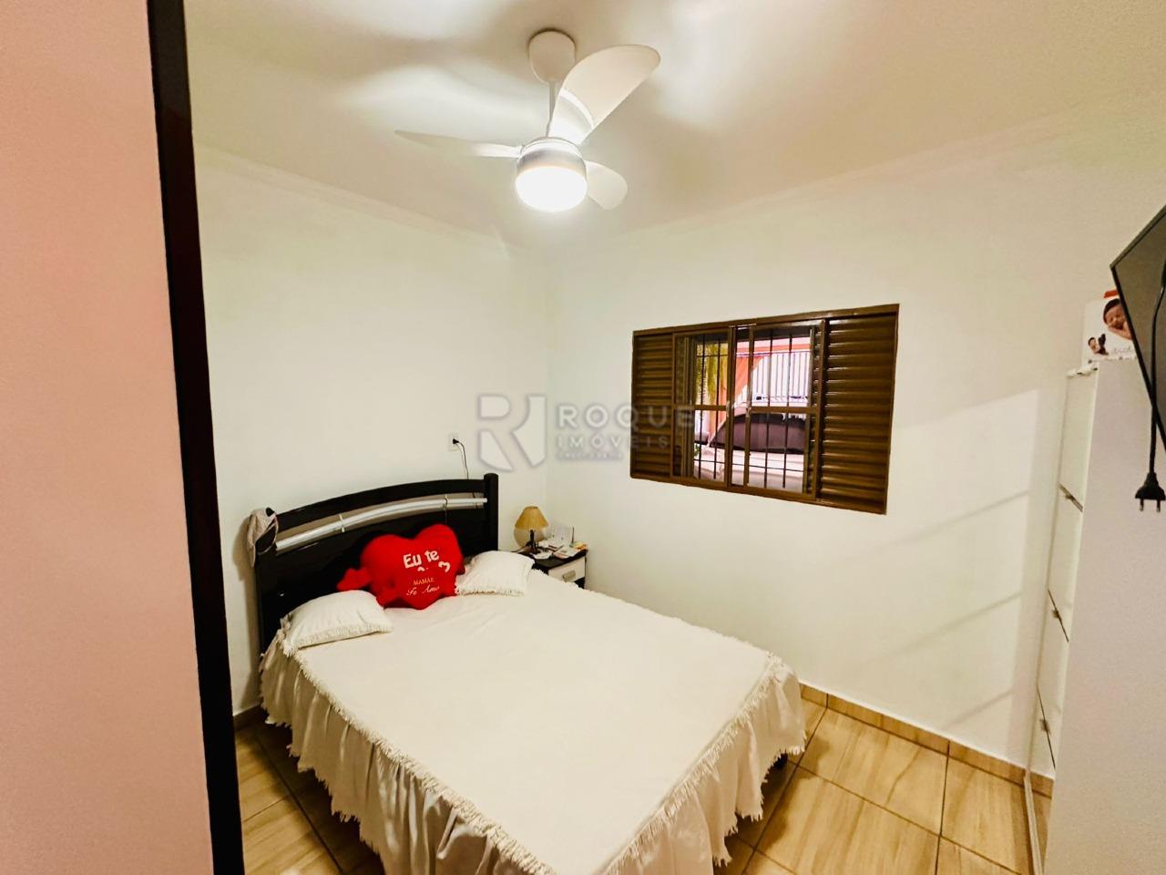 Casa Residencial à venda no bairro Jardim Olga Veroni: DORMITÓRIO 1