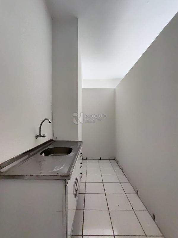 Salão para aluguel no bairro Residencial Jardim dos Ipês: Cozinha 