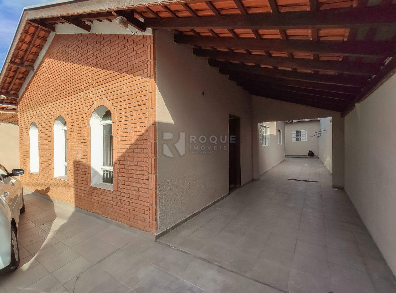 Casa Residencial para aluguel no bairro Vila Claudia: Frente 