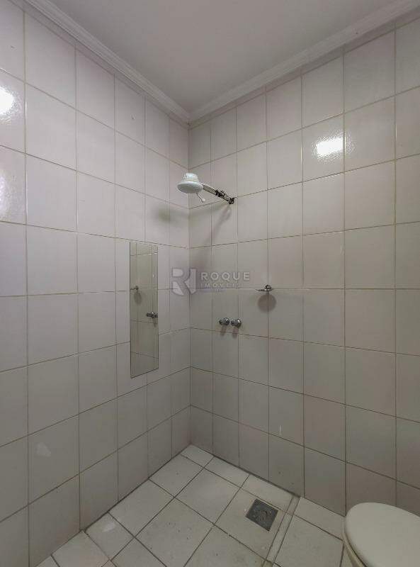 Casa Residencial para aluguel no bairro Vila Claudia: WC social