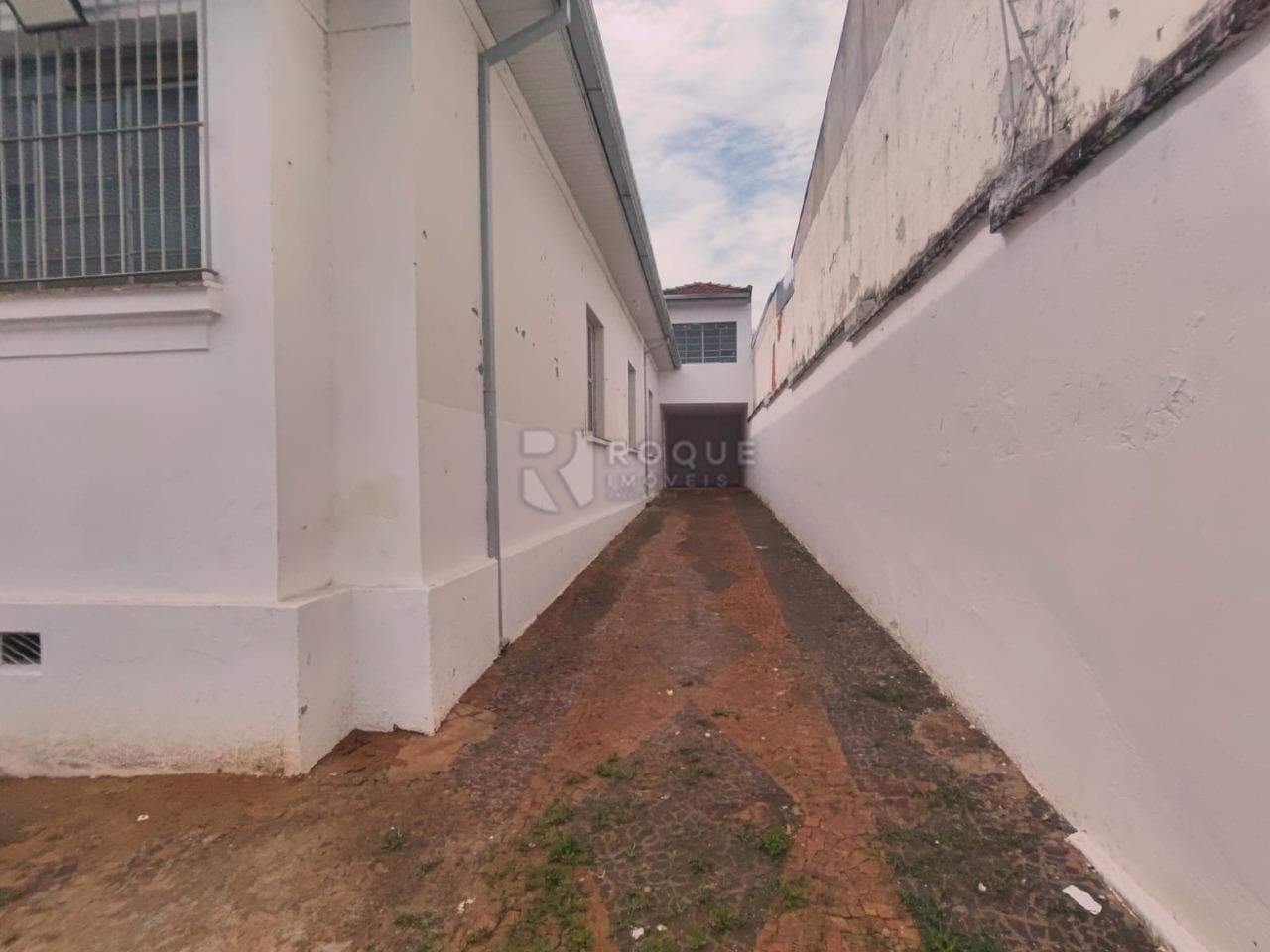 Casa Residencial para aluguel no bairro Boa Vista: Quintal