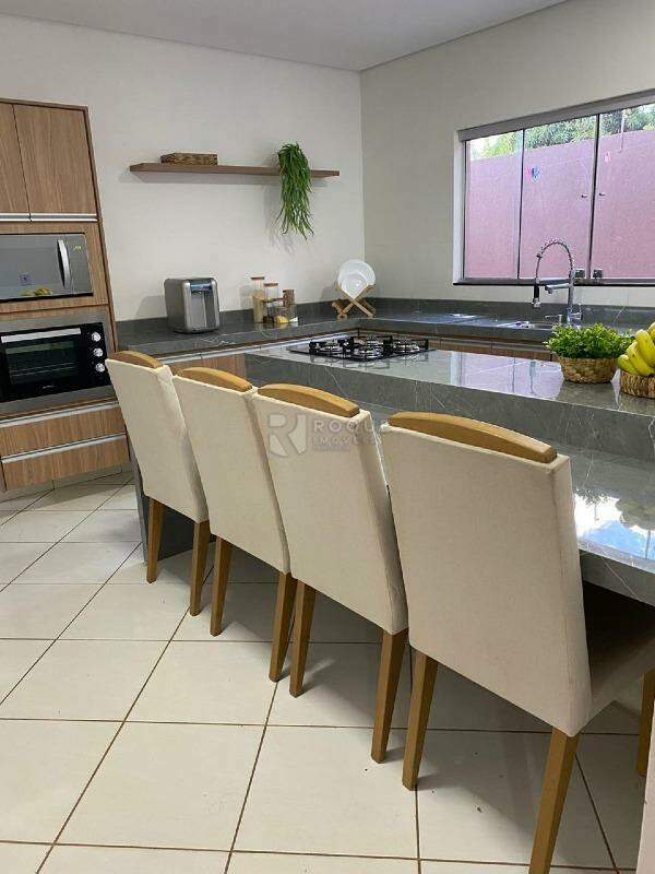 Casa Residencial à venda no bairro Jardim Olga Veroni: 