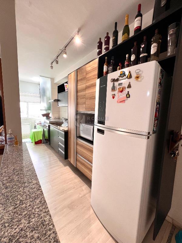 Apartamento à venda no bairro Jardim Esmeralda: 