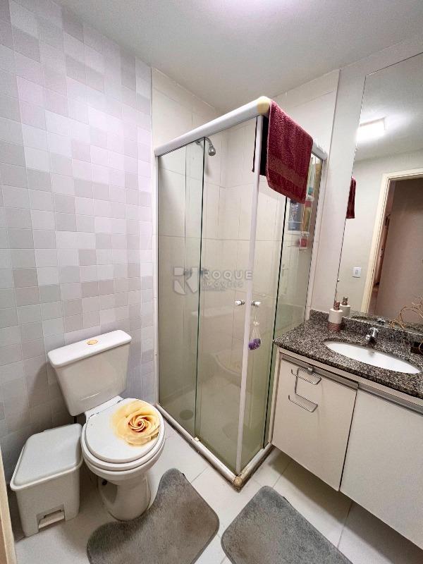 Apartamento à venda no bairro Jardim Esmeralda: 