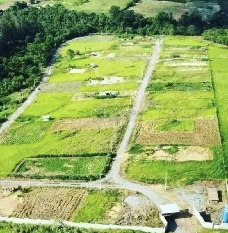 Terreno em condomínio à venda no bairro Jardim Boa Esperança: 
