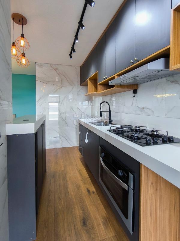 Apartamento à venda no bairro Jardim Santa Adélia: COZINHA