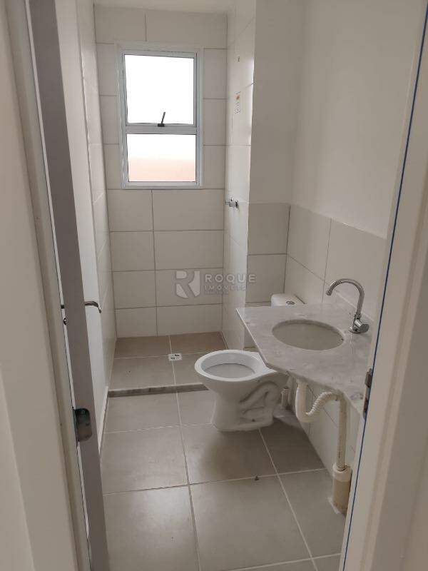 Apartamento à venda no bairro Jardim Esteves: 