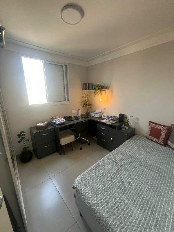 Apartamento à venda no bairro Jardim Trevo: 