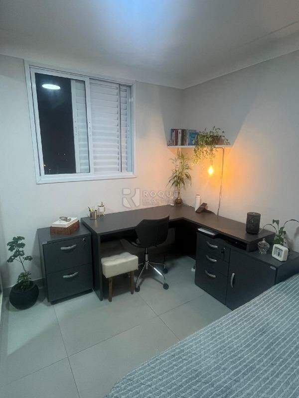 Apartamento à venda no bairro Jardim Trevo: 
