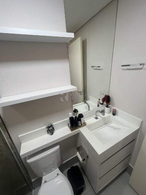 Apartamento à venda no bairro Jardim Trevo: 