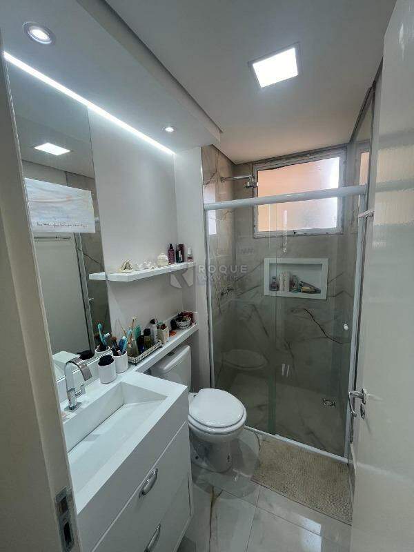 Apartamento à venda no bairro Jardim Trevo: 