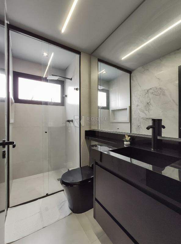 Apartamento para aluguel no bairro Graminha: WC social