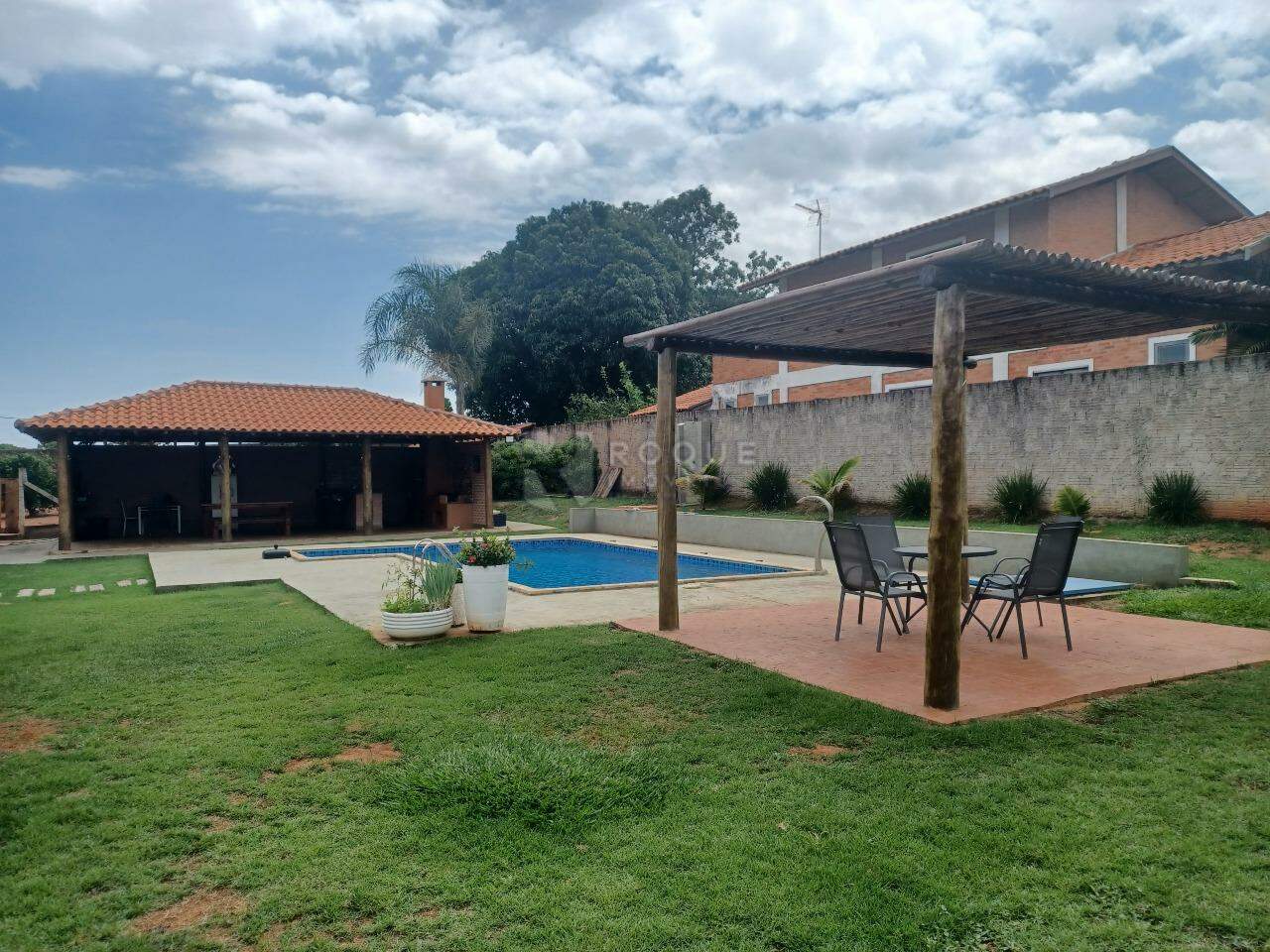 Chácara à venda no bairro Pires de Cima: 