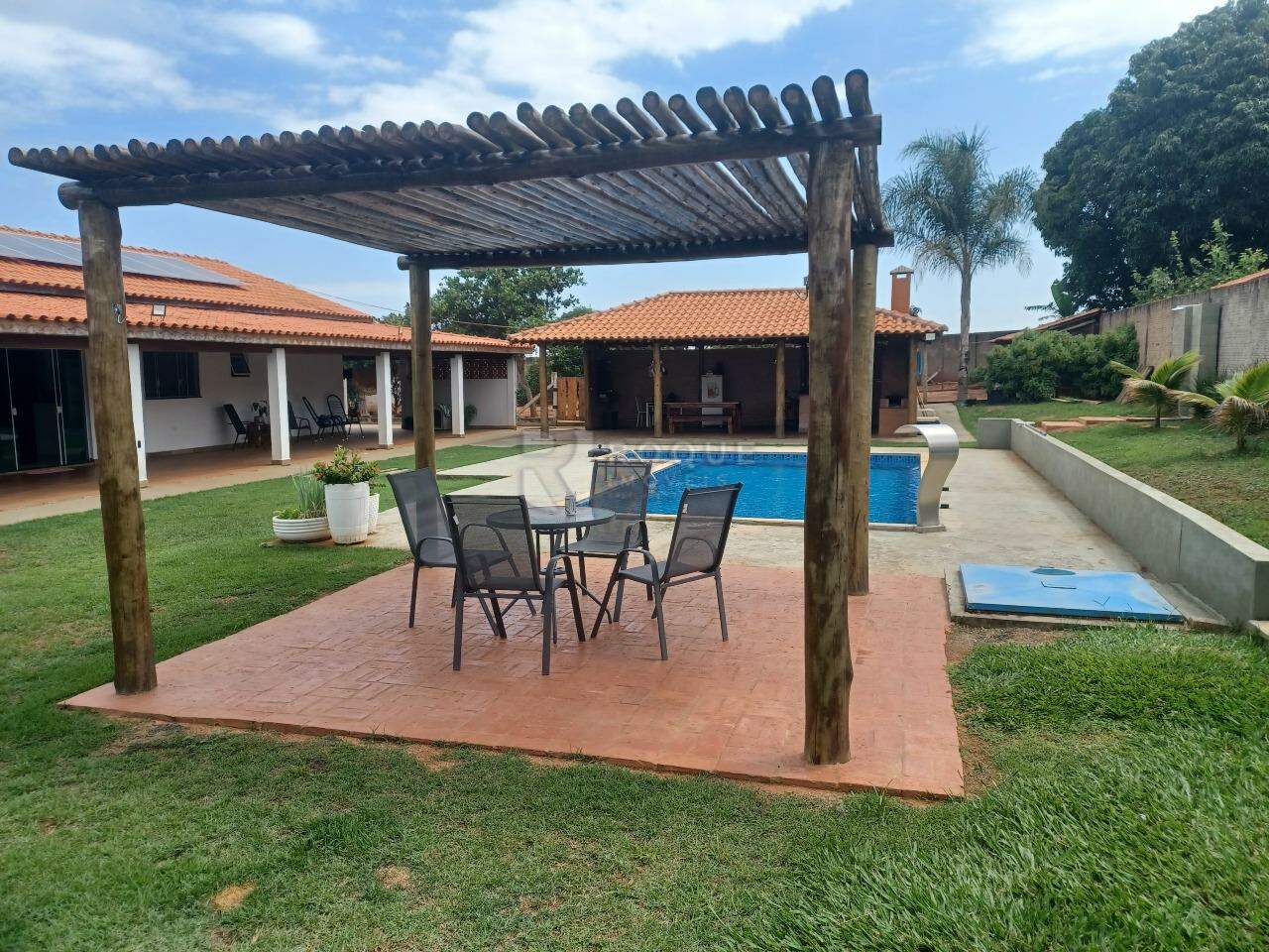 Chácara à venda no bairro Pires de Cima: 