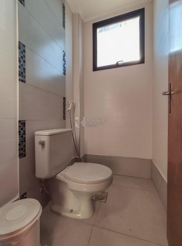 Salas/Conjuntos para aluguel no bairro Centro: WC social 2