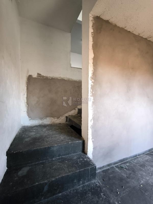 Casa Residencial à venda no bairro Centro: ACESSO SALA DE ESTAR