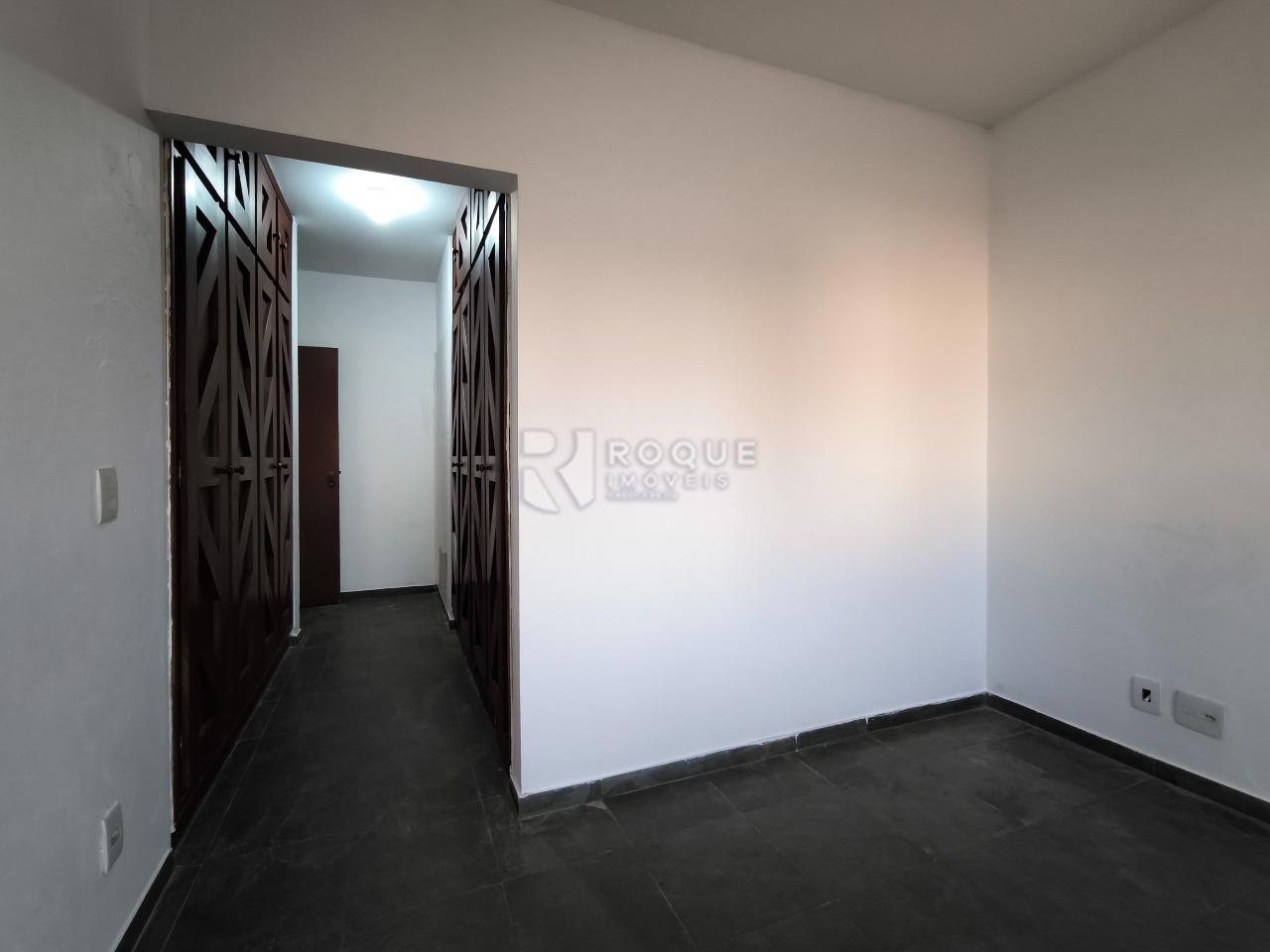 Casa Residencial à venda no bairro Centro: SUÍTE