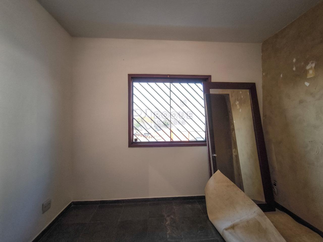 Casa Residencial à venda no bairro Centro: DORMITÓRIO 1