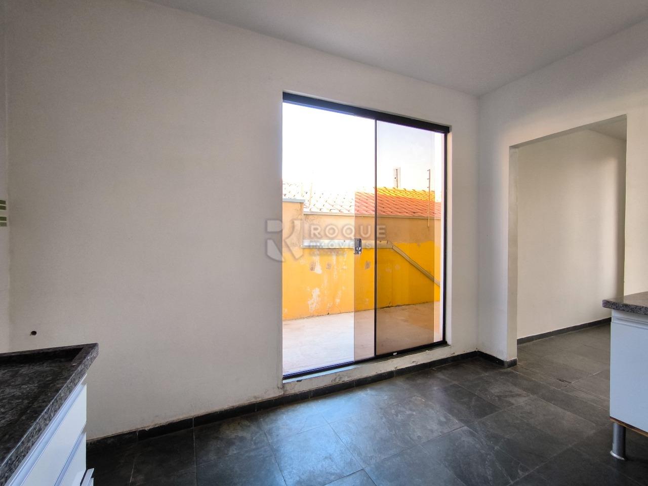 Casa Residencial à venda no bairro Centro: COZINHA