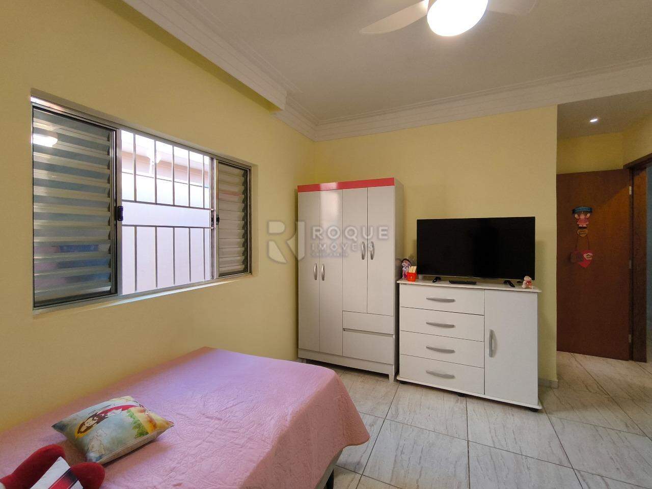 Casa Residencial à venda no bairro Jardim Lagoa Nova: DORMITÓRIO 2