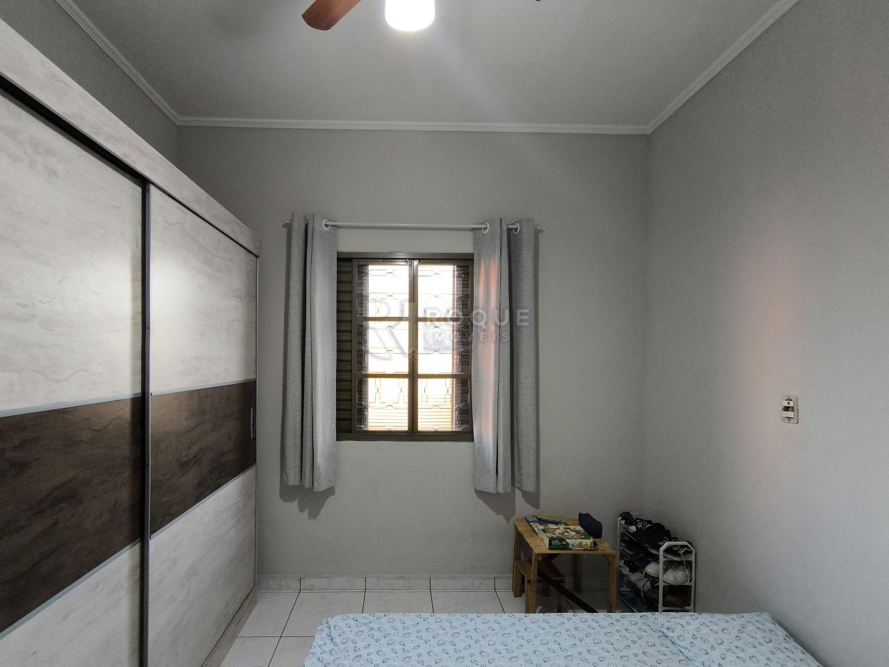 Casa Residencial à venda no bairro Parque Hippolyto: DORMITÓRIO 1