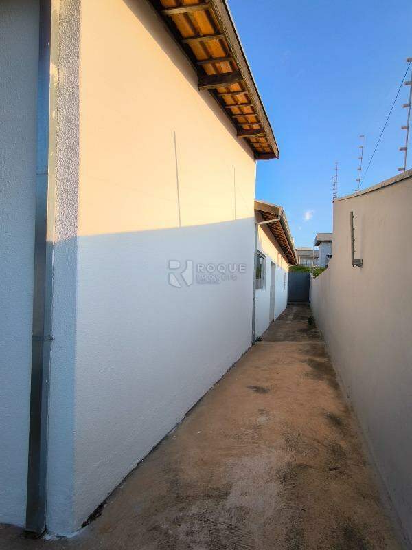 Casa Residencial à venda no bairro Jardim Residencial Granja Machado: LATERAL EXTERNA