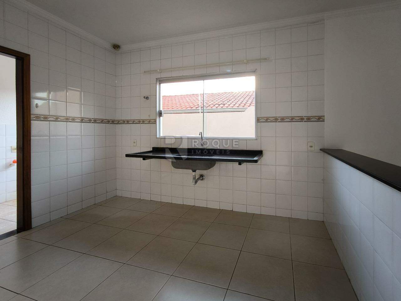 Casa Residencial à venda no bairro Jardim Residencial Granja Machado: COZINHA