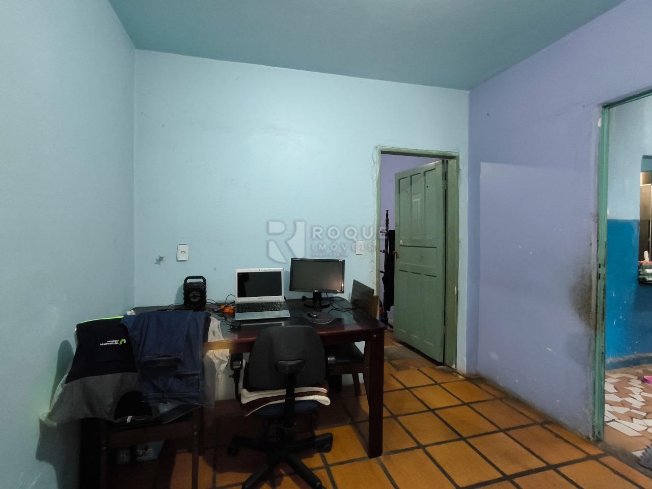 Casa Residencial à venda no bairro Jardim do Lago: ESCRITÓRIO