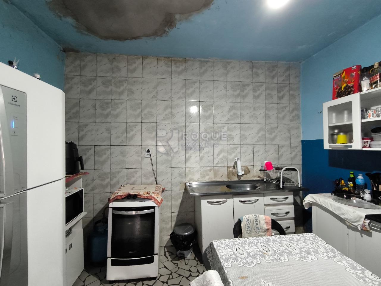Casa Residencial à venda no bairro Jardim do Lago: COZINHA